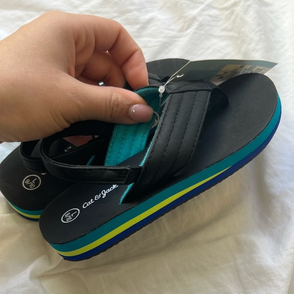 Cat & Jack Toddler Sandals | 9/10 - Picture 4 of 6